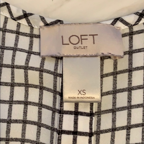 Loft Blouse - Picture 3 of 3